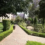 Malaga Lodge Guesthouse